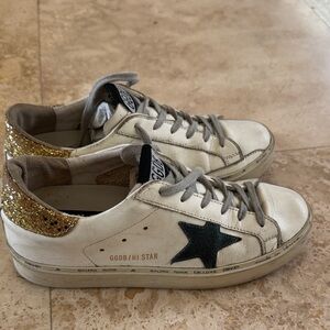 Golden Goose Hi Star - White and Gold Sneakers